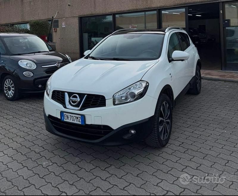 Usata Nissan Qashqai 131 CV (96 kW) 2012 Bianco SUV