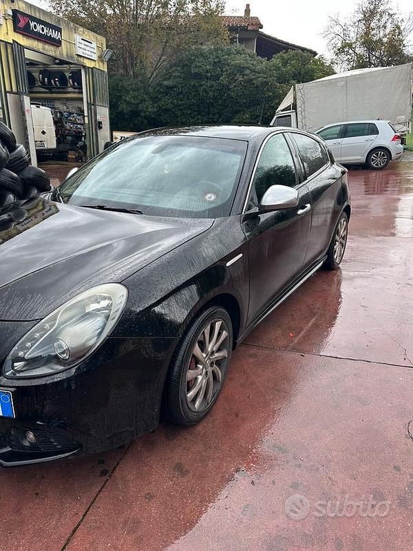 Usata Alfa Romeo Giulietta Progression 170 CV (125 kW) 2011 Nero Berlina