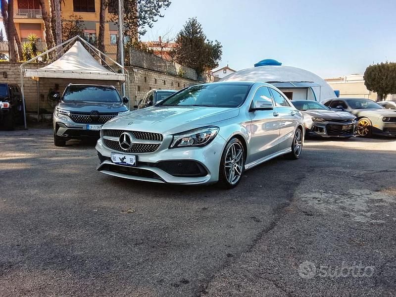 Usata Mercedes CLA220 Premium 170 CV (125 kW) 2019 Grigio Berlina