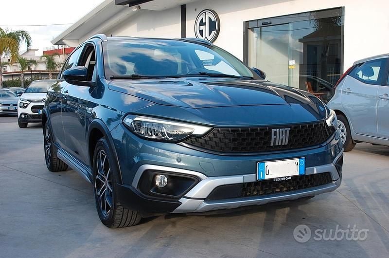 Blu Usata 2021 Fiat Tipo Cross Tre volumi | 12.290 € (Buon prezzo) - Immagine 1/4