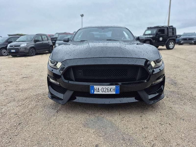 Usata Ford Mustang Fastback 317 CV (233 kW) 2017 Nero Coupé