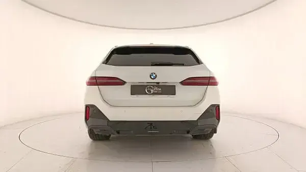 Usata BMW 520 M Sport 197 CV (144 kW) 2024 Bianco Station wagon