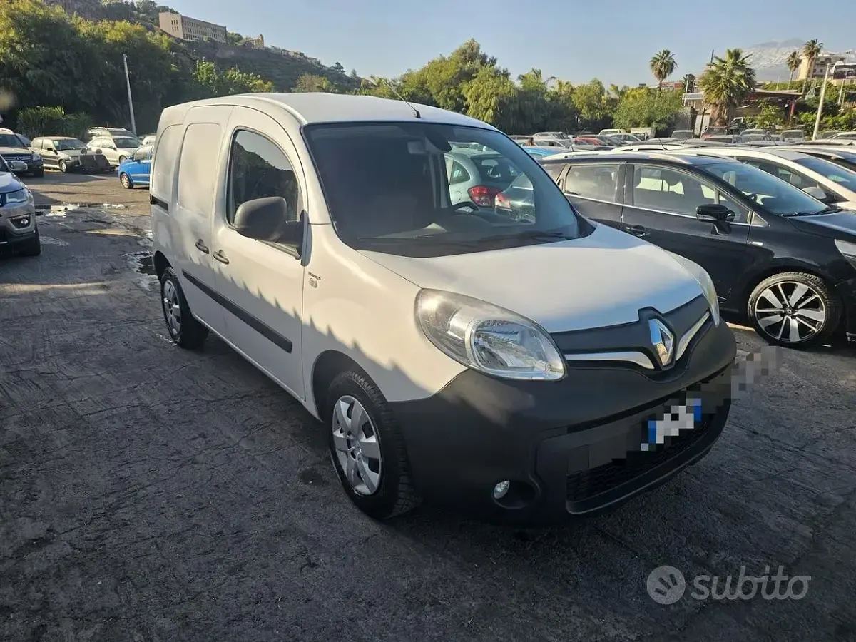 Usata Renault Kangoo 90 CV (66 kW) 2019 Bianco Monovolume