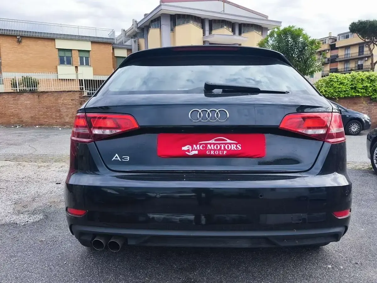 Usado Audi A3 Admired 150 CV (110 kW) 2020 Negro Berlina