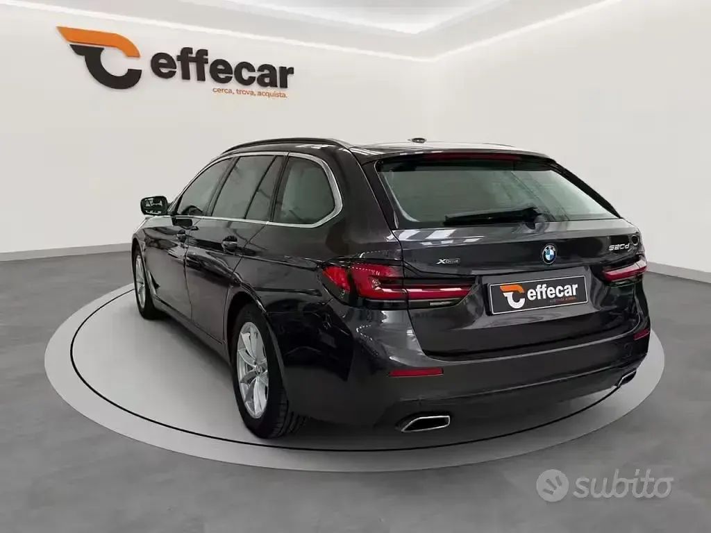 Usata BMW 520 Comfort Edition 190 CV (139 kW) 2020 Grigio Station wagon