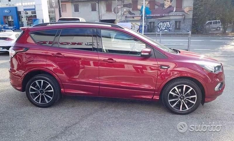 Usata Ford Kuga ST-Line 150 CV (110 kW) 2019 SUV