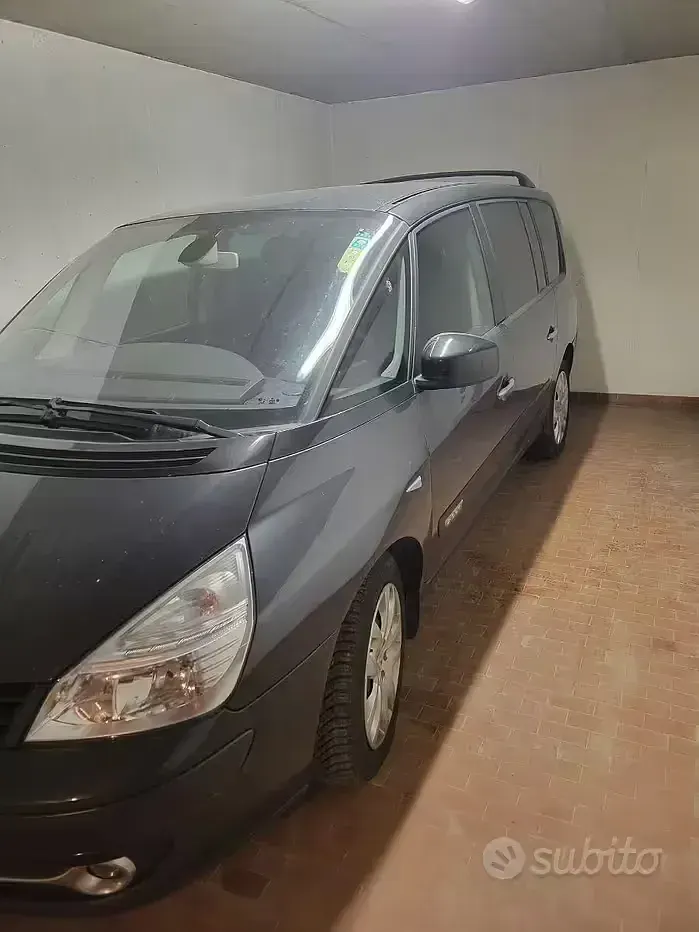 Usata Renault Espace 175 CV (128 kW) 2011 Grigio Monovolume