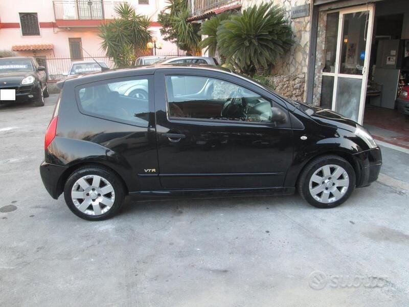 Usata Citroën C2 VTR Sport 70 CV (51 kW) 2006 Nero Utilitaria
