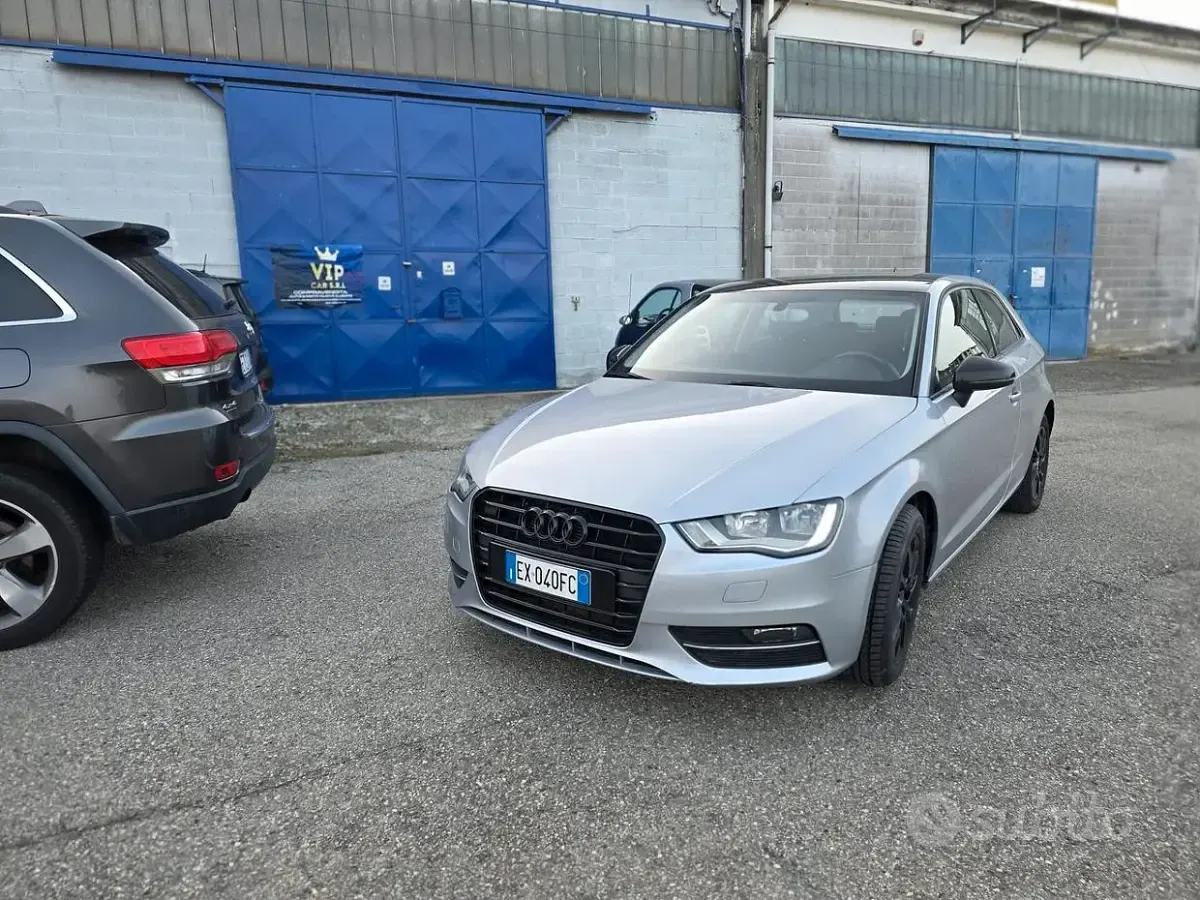 Occasion Audi A3 Attraction 110 ch (80 kW) 2014 Gris Berline