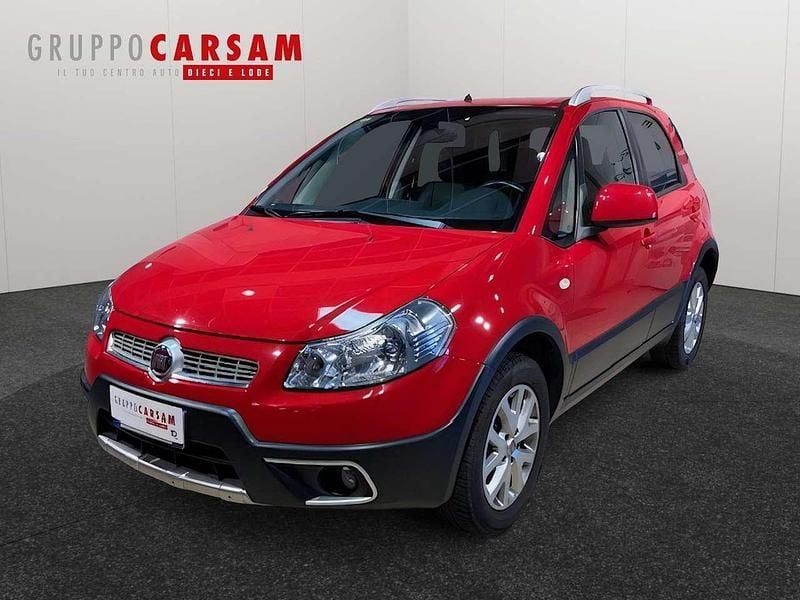 Rosso Usata 2009 Fiat Sedici Dynamic SUV | 6500 € (Cara) - Immagine 1/4