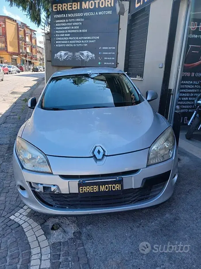 Usata Renault Mégane Dynamique 110 CV (80 kW) 2010 Berlina