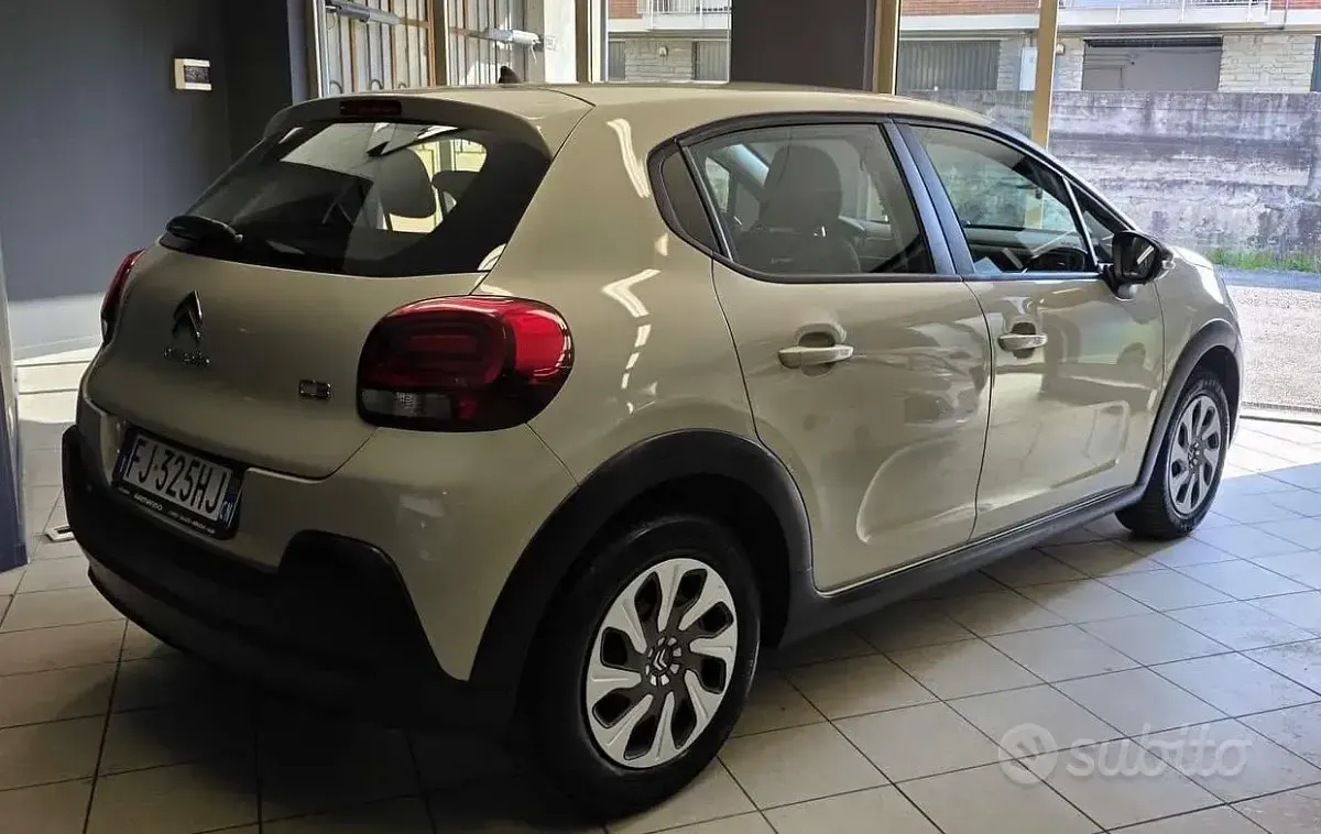 Occasion Citroën C3 PureTech 82 ch (60 kW) 2017 Gris Berline