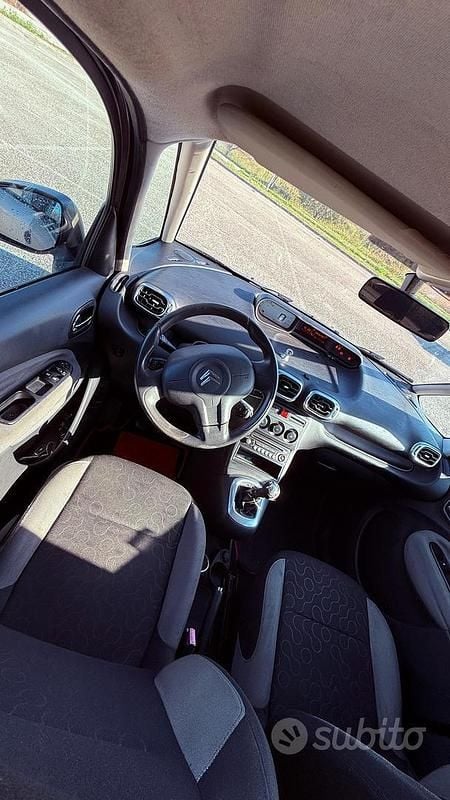 Usata Citroën C3 Picasso 92 CV (67 kW) 2012 Marrone Monovolume