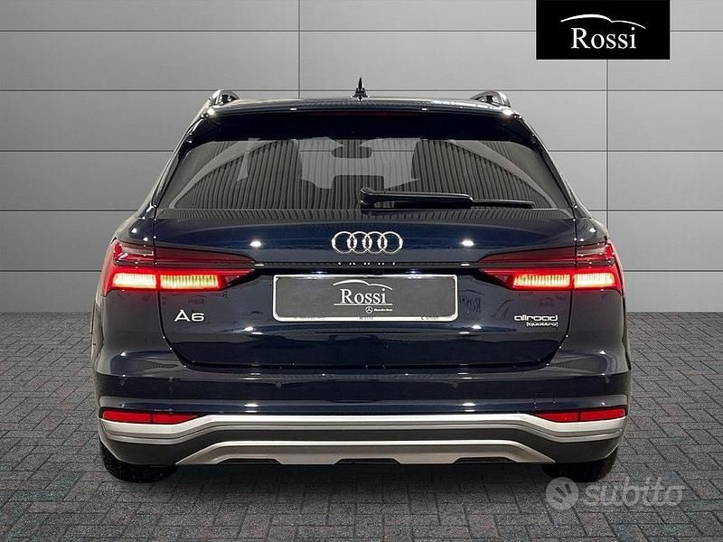 Usata Audi A6 340 CV (250 kW) 2023 Blu Station wagon