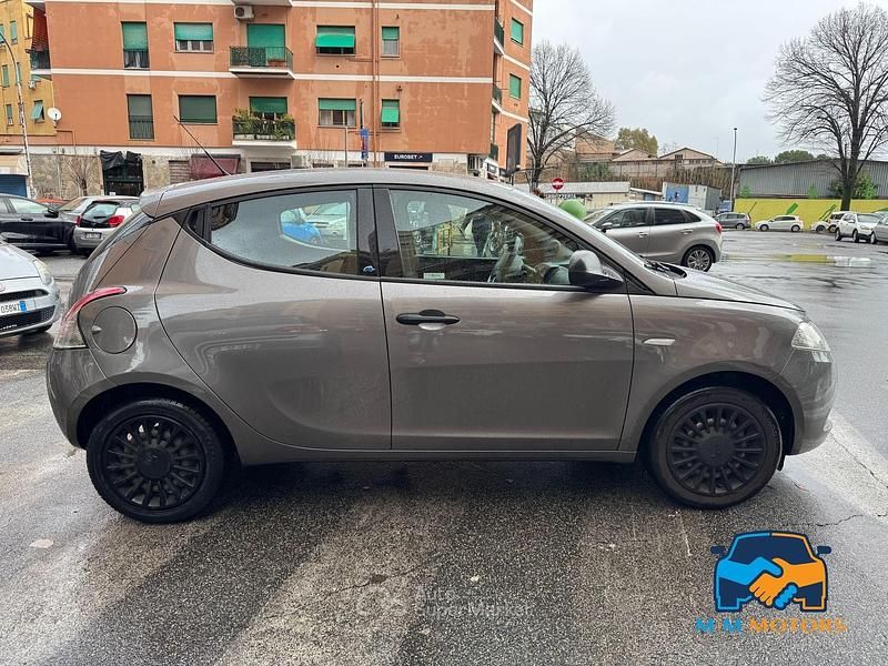 Usata Lancia Ypsilon 69 CV (50 kW) 2018 Other Utilitaria