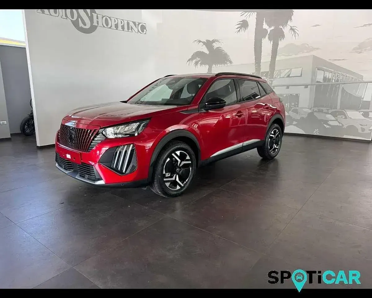 Usata Peugeot 2008 Allure 101 CV (74 kW) 2025 SUV
