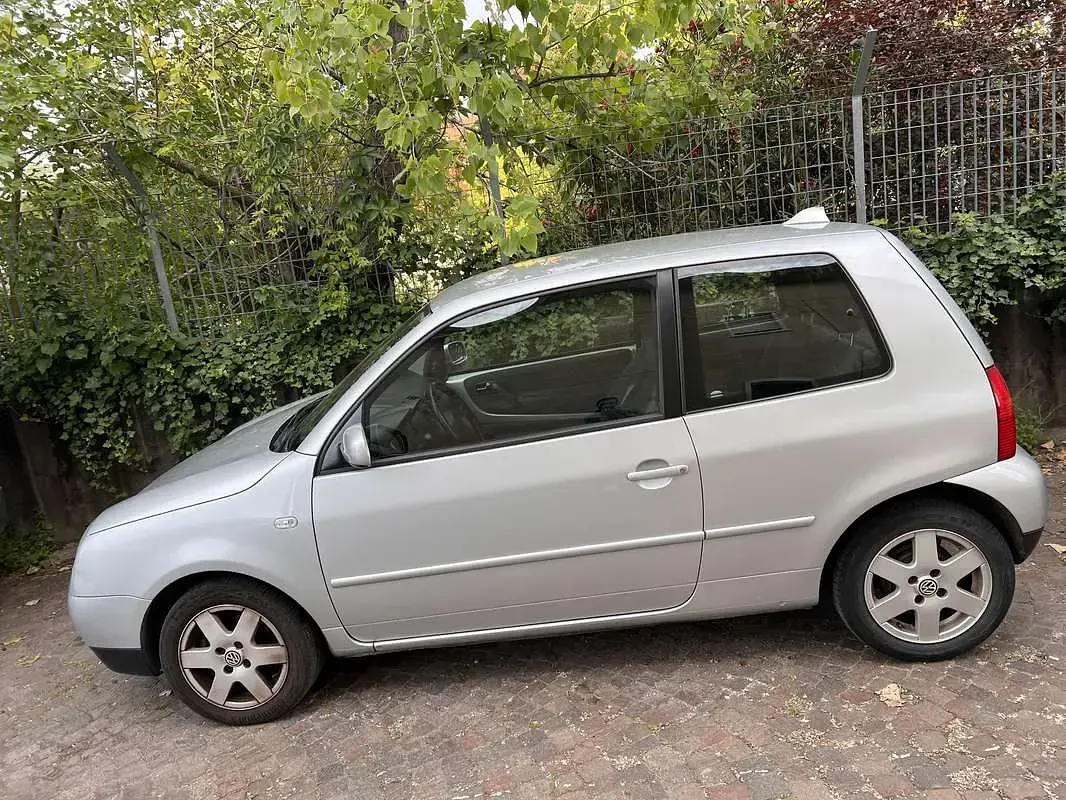Usata VW Lupo Highline 75 CV (55 kW) 2003 Utilitaria