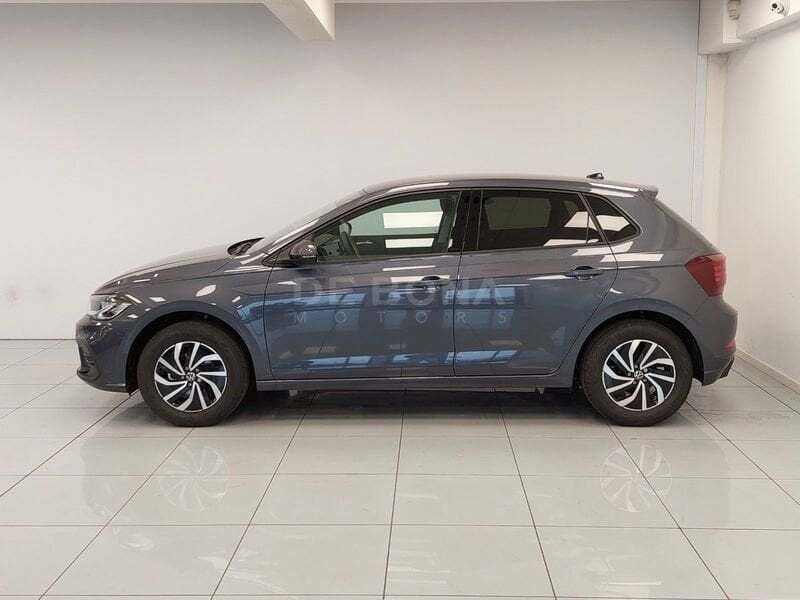 Usata VW Polo Life 80 CV (58 kW) 2024 Grigio Berlina