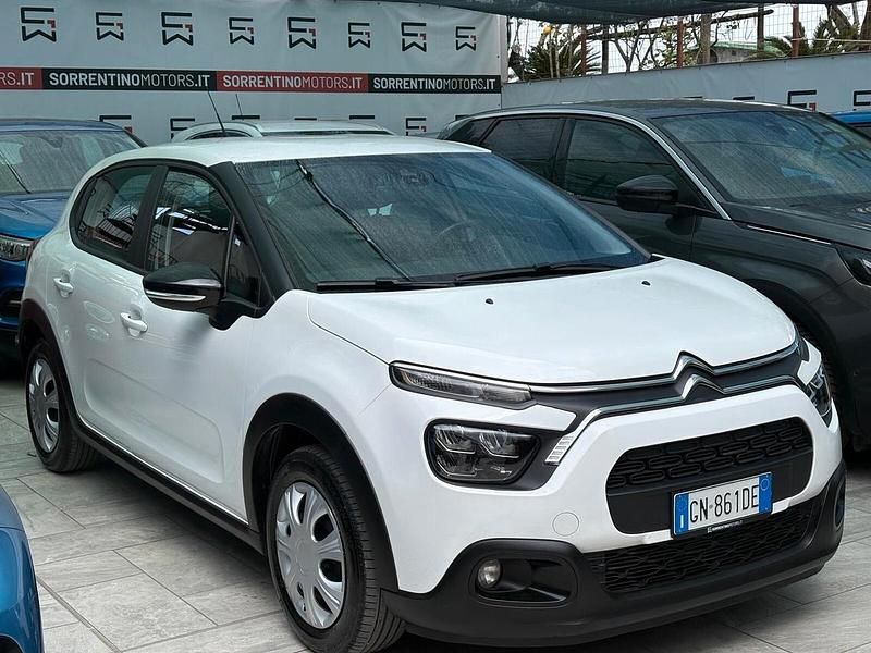 Usata Citroën C3 Shine 102 CV (75 kW) 2023 Bianco Utilitaria