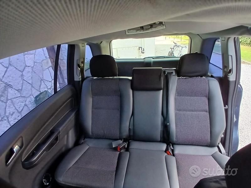 Usata Opel Zafira 2006 Monovolume