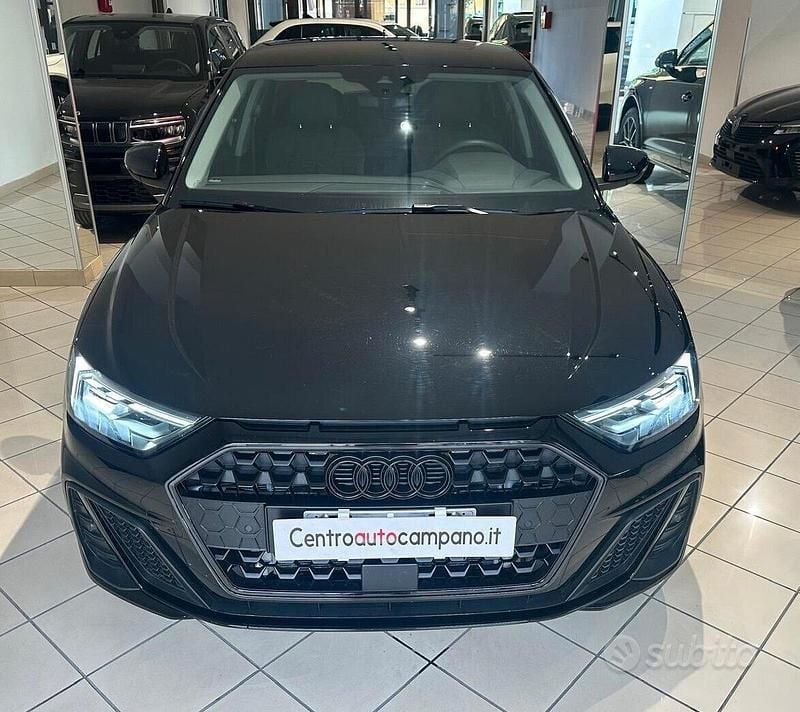 Usata Audi A1 Sportback 116 CV (85 kW) 2025 Nero Utilitaria