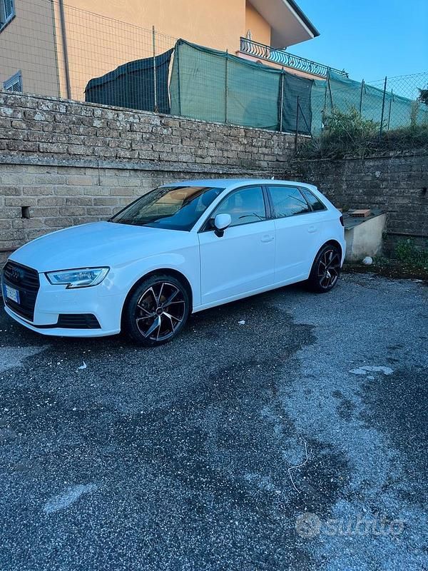 Usata Audi A3 116 CV (85 kW) 2018 Utilitaria