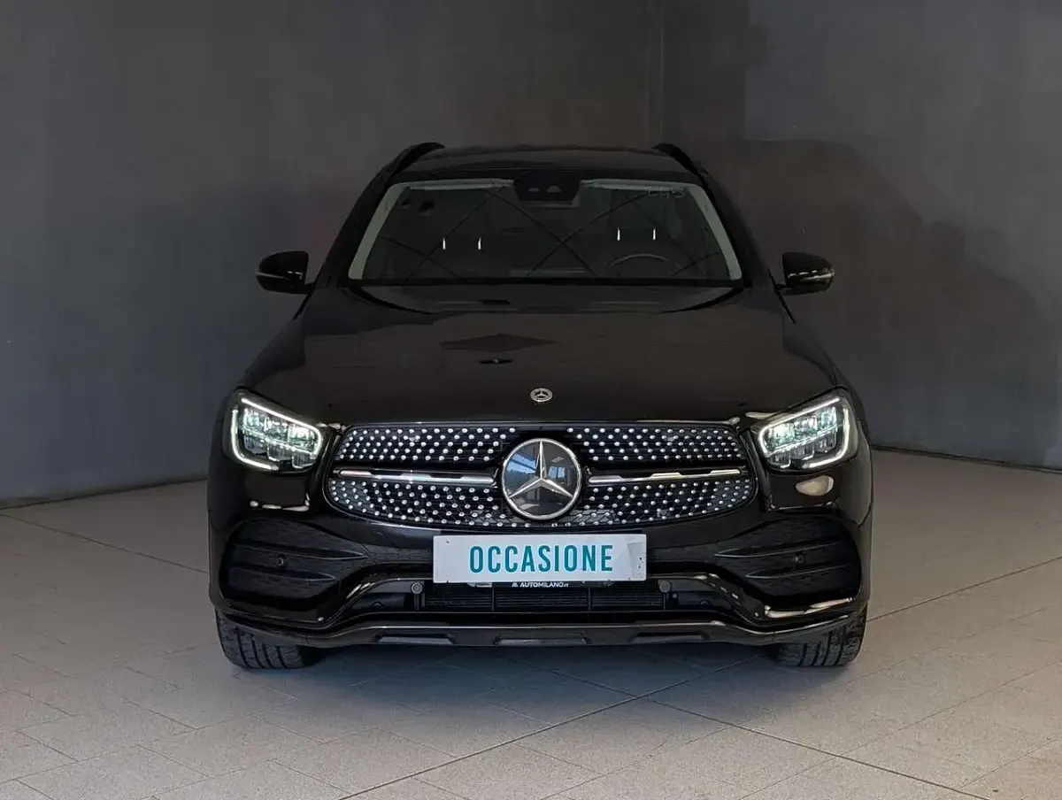 Usata Mercedes GLC200 AMG line 163 CV (119 kW) 2022 Nero SUV