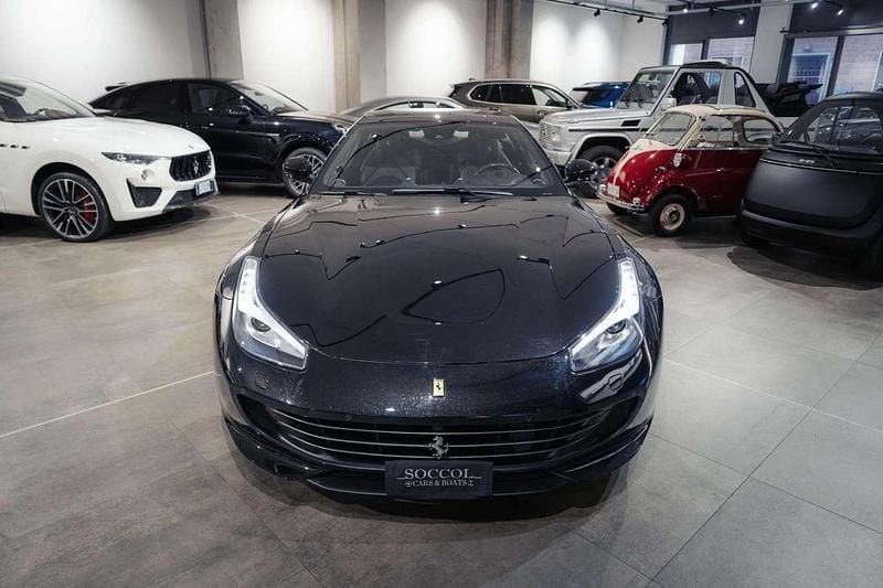 Usata Ferrari GTC4Lusso 689 CV (506 kW) 2020 Nero Station wagon