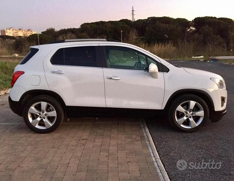 Usata Chevrolet Trax LTZ 131 CV (96 kW) 2013 Bianco SUV