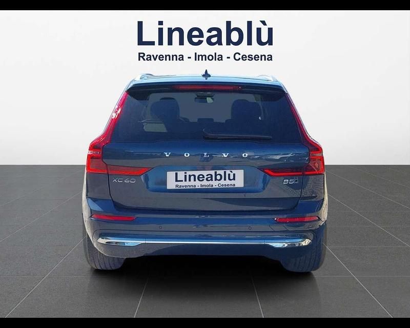 Nuova Volvo XC60 Plus 250 CV (183 kW) 2026 Blu/azzurro SUV