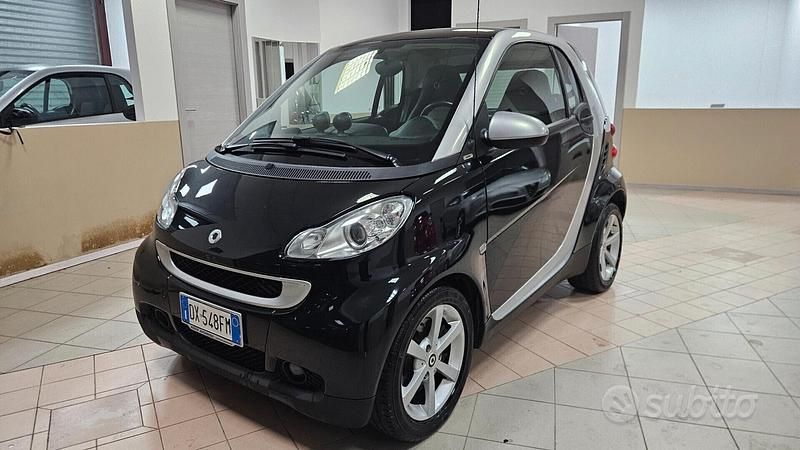 Usata Smart ForTwo Coupé Passion 45 CV (33 kW) 2009 Nero Coupé