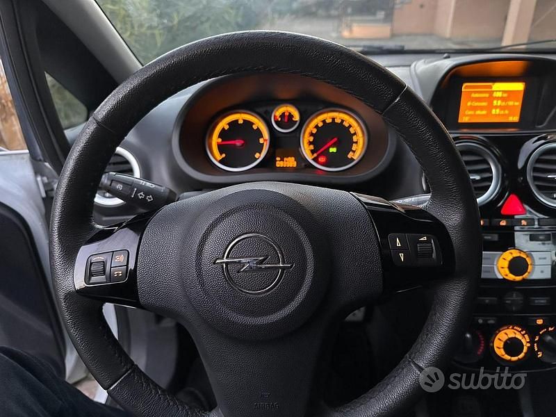 Usata Opel Corsa S 75 CV (55 kW) 2015 Bianco Utilitaria
