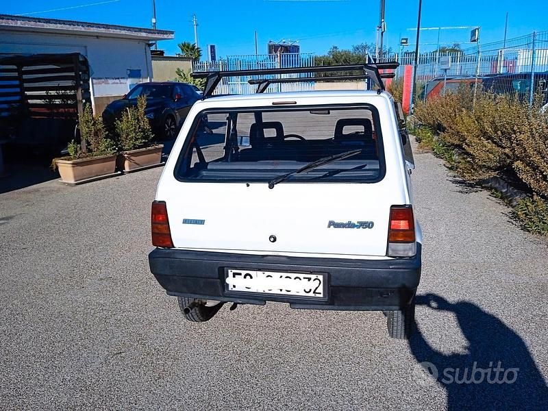 Usata Fiat 750 S 45 CV (33 kW) 1991 Bianco Berlina