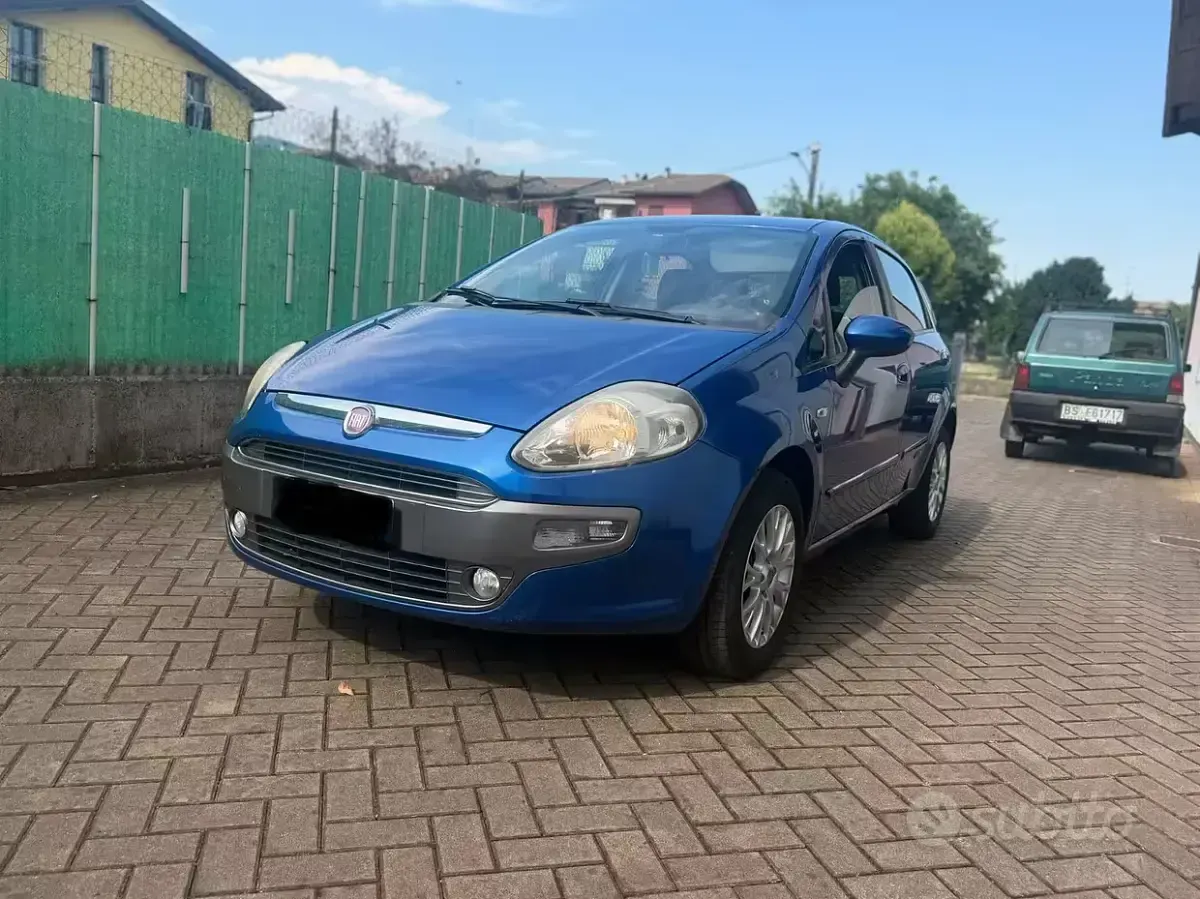 Usata Fiat Punto Evo Dynamic 77 CV (56 kW) 2010 Utilitaria