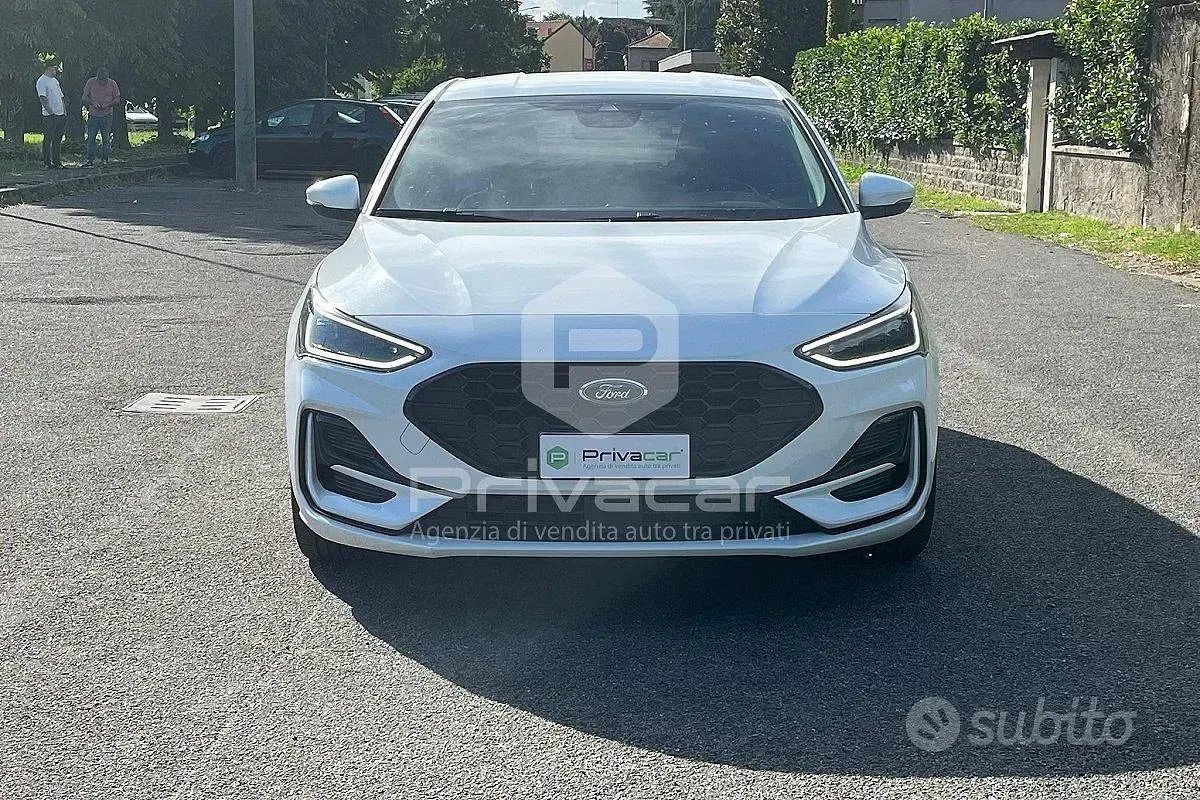 Usata Ford Focus ST-Line 125 CV (91 kW) 2023 Bianco Utilitaria
