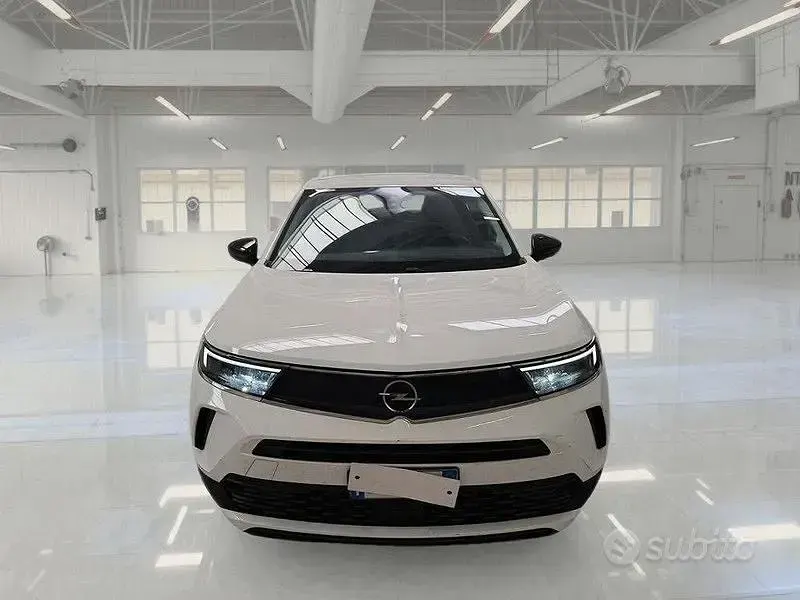 Usata Opel Mokka Edition 101 CV (74 kW) 2023 Bianco SUV