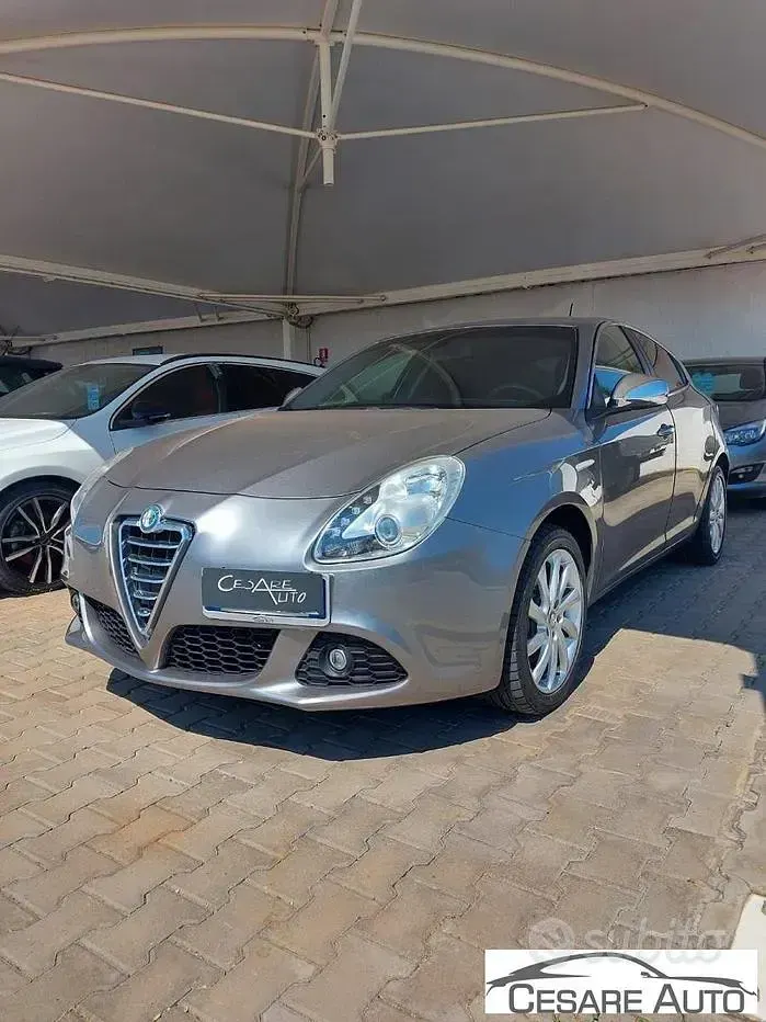 Usata Alfa Romeo Giulietta Progression 140 CV (102 kW) 2012 Utilitaria