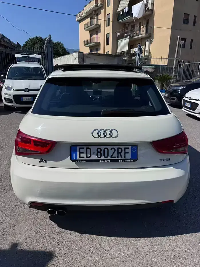 Usata Audi A1 Ambition 122 CV (89 kW) 2011 Bianco Utilitaria