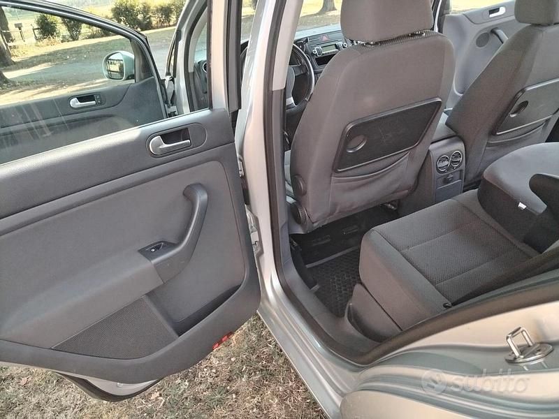 Usata VW Golf Plus Cross Comfortline 102 CV (75 kW) 2008 Grigio Monovolume