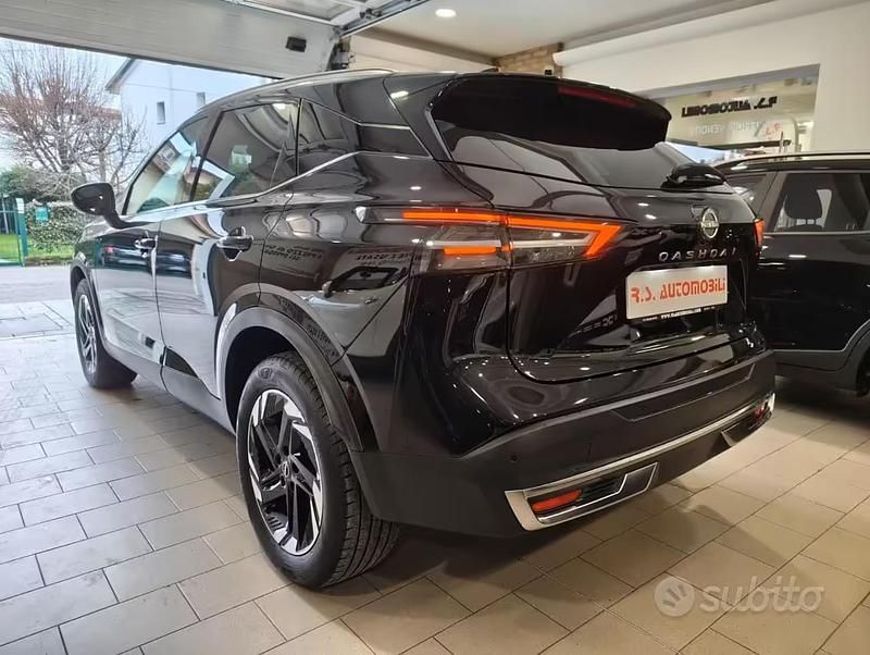 Brugt Nissan Qashqai N-Connecta 140 HK (102 kW) 2025 Sort SUV