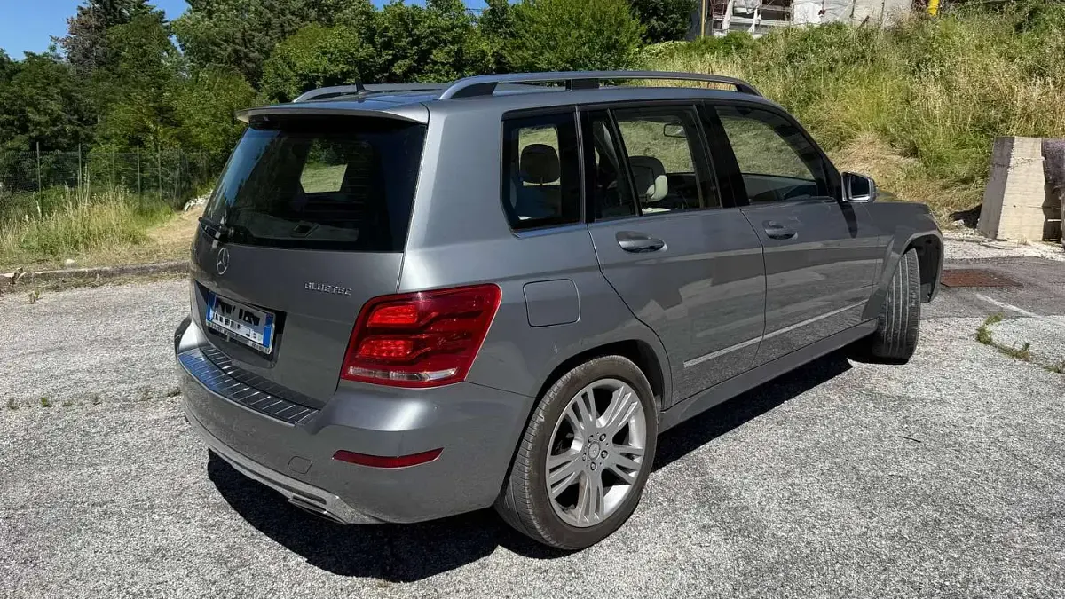 Usata Mercedes GLK250 204 CV (150 kW) 2013 Argento SUV