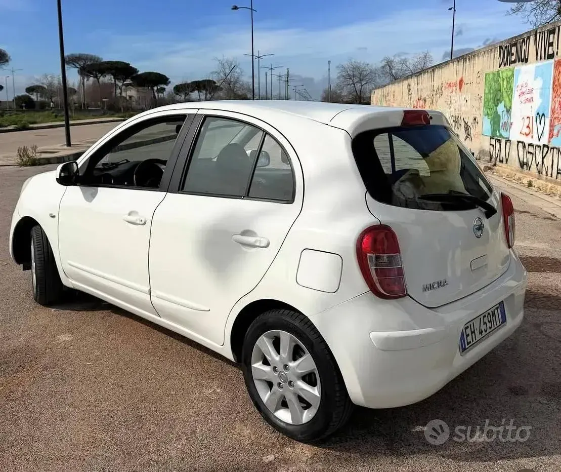Usata Nissan Micra 80 CV (58 kW) 2011 Bianco Utilitaria