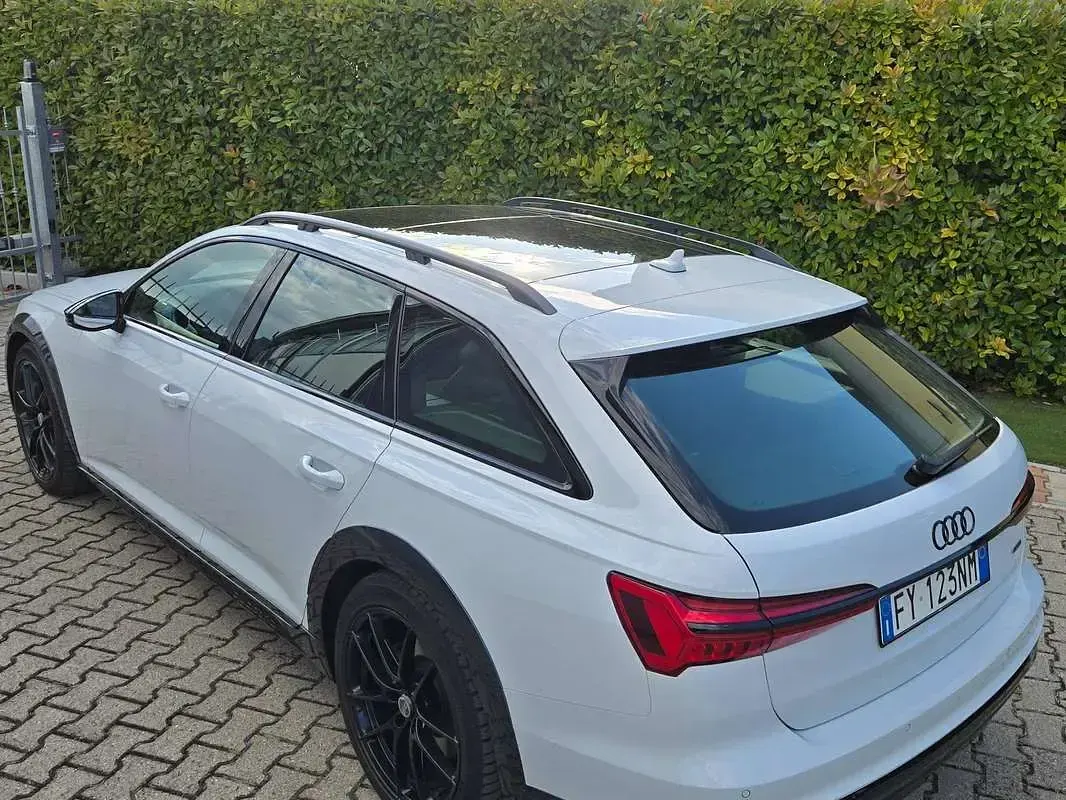 Usata Audi A6 Allroad 286 CV (210 kW) 2019 Bianco Station wagon