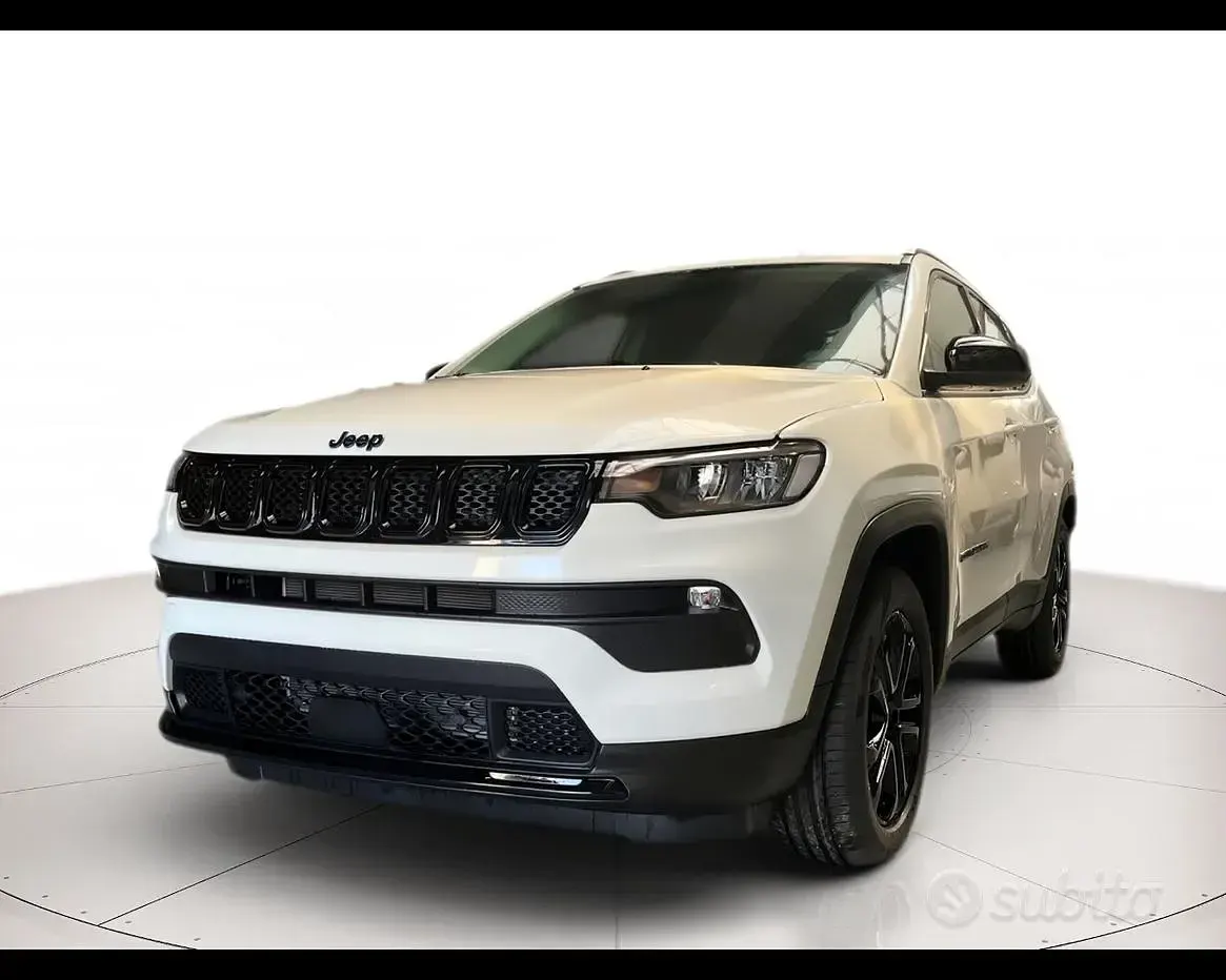 Usata Jeep Compass Night Eagle 131 CV (96 kW) 2023 Bianco SUV