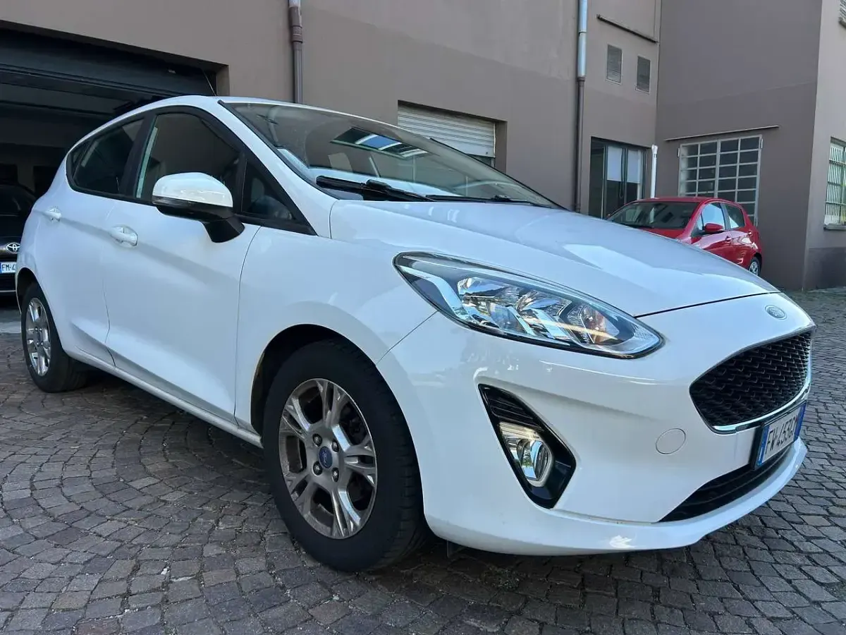 Usata Ford Fiesta Business Edition 86 CV (63 kW) 2019 Bianco Utilitaria
