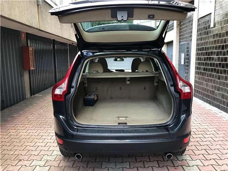 Occasion Volvo XC60 Momentum 163 ch (119 kW) 2010 Bleue SUV