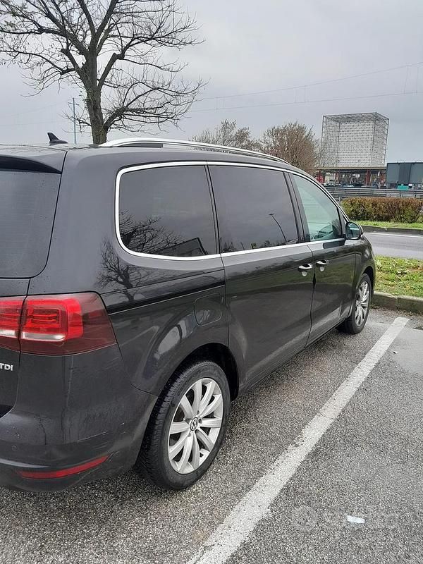 Usata VW Sharan 150 CV (110 kW) 2016 Nero Monovolume