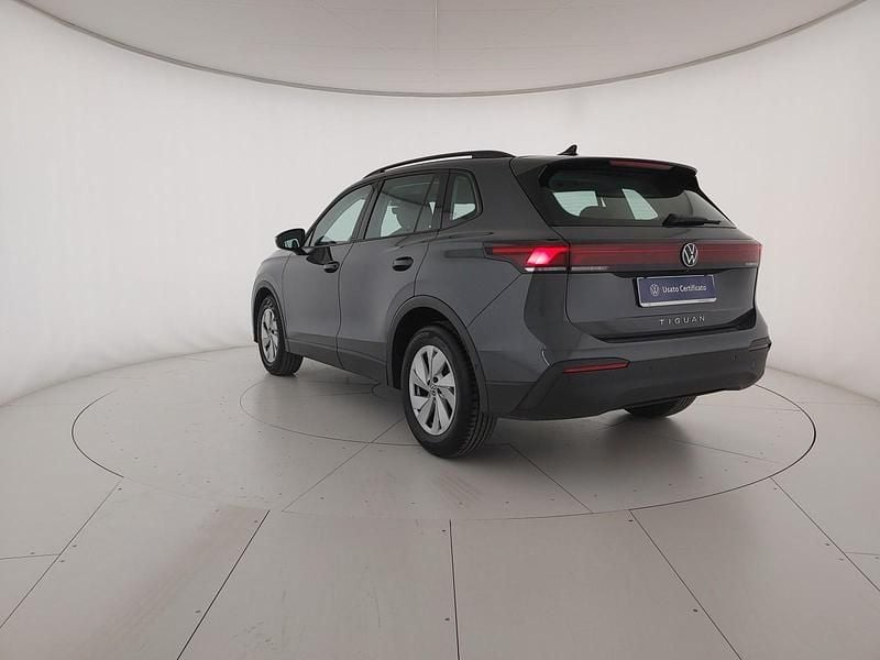 Usata VW Tiguan Life 150 CV (110 kW) 2025 Dolphin grey metallizzato SUV