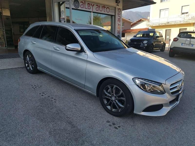Usata Mercedes C220 AMG 170 CV (125 kW) 2016 Argento Station wagon