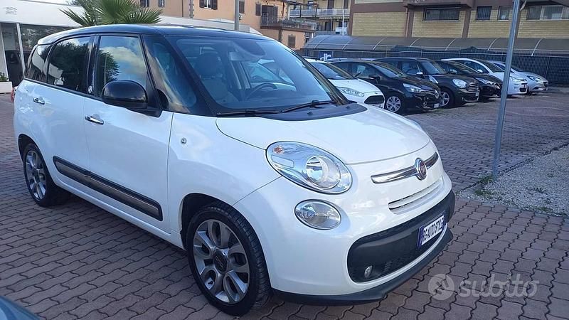 Usata Fiat 500L Living 105 CV (77 kW) 2014 Bianco Monovolume